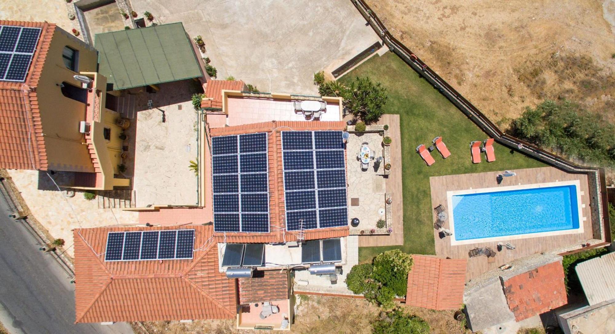 Skandalis Apartments With Pool Chorafakia Exterior photo
